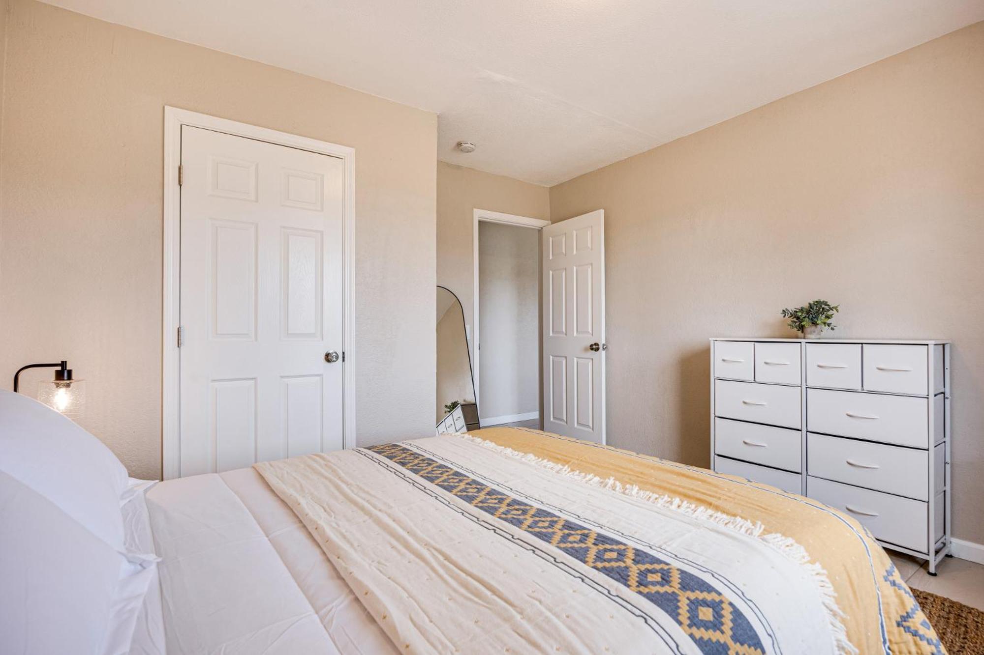 Convenient Joshua Tree Apartment - Walk To Town! Экстерьер фото